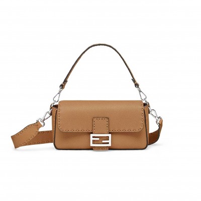 FENDI BAGUETTE 8BR600ARBBF0EMR (28*15*6.5cm)